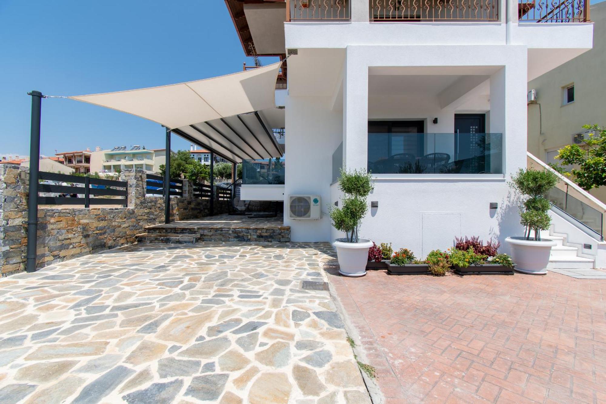 Sithoniars Melora Luxury *