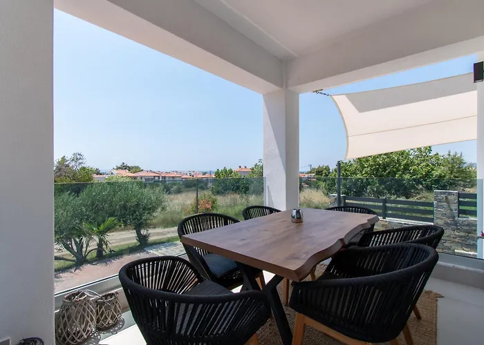 Sithoniars Melora Luxury Apartment